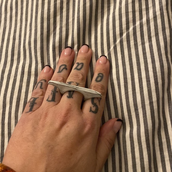 ceramic knuckle duster ring sz 10 - Picture 2 of 5
